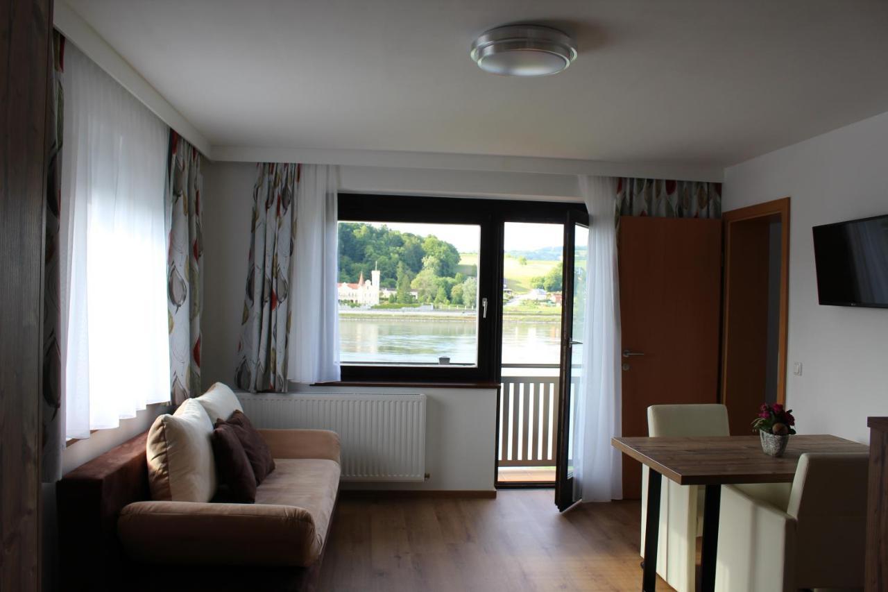 Gasthof S'Schatzkastl Ardagger Markt Bagian luar foto