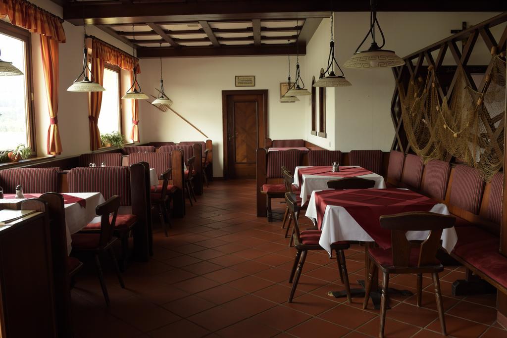Gasthof S'Schatzkastl Ardagger Markt Bagian luar foto