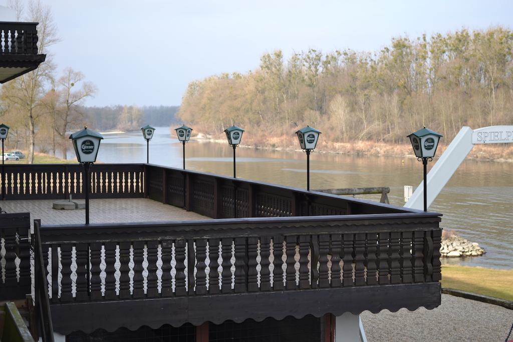 Gasthof S'Schatzkastl Ardagger Markt Bagian luar foto